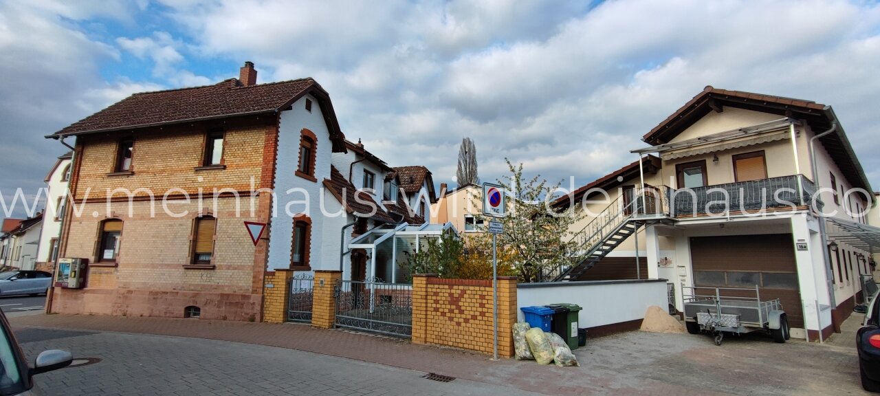 Ein Haus mit Nebengebäude für die große Familie oder WG